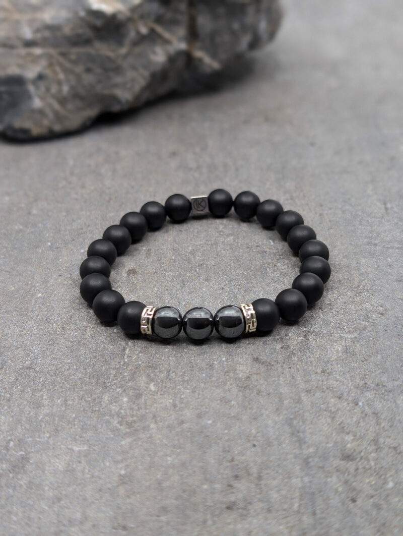 Bracelet en hématite et agate noire dépolie 8mm