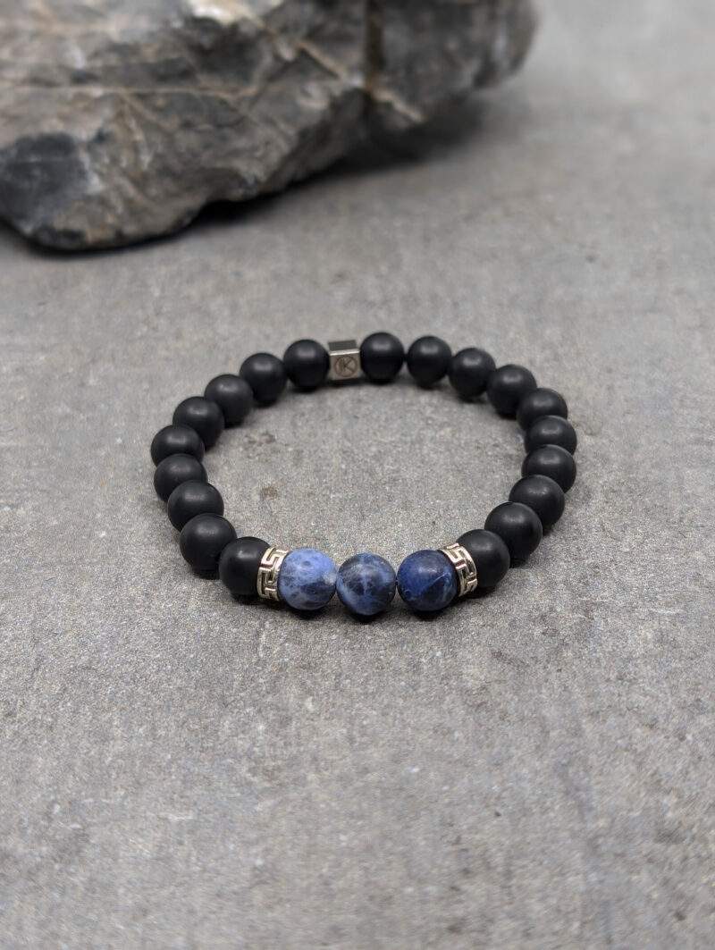 Bracelet en sodalite dépolie et agate noire dépolie 8mm